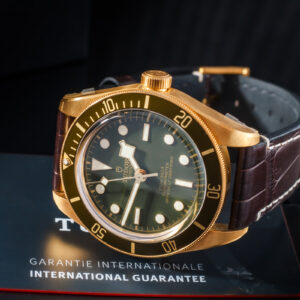 Tudor Black Bay Green Tudor in House Cal. MT5400 COSC 79018v 18k Gold 39mm/Complete