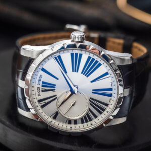 Roger Dubuis Excalibur 42 Small Second 87070 Automatic 42mm/Etui
