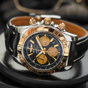 Breitling Chronomat 44 CB0110 In-House B01 SS|18K Gold 44mm/Kpl