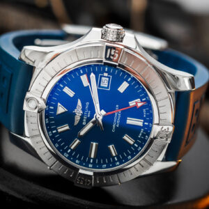 Breitling Avenger II GMT Blue A32395 Automatic COSC 45mm/Box