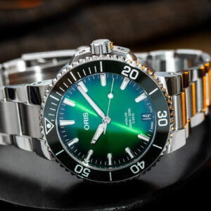 Oris Aquis Date Calibre 400 In-House Ceramic Bezel 41,5mm Nienoszony/Kpl